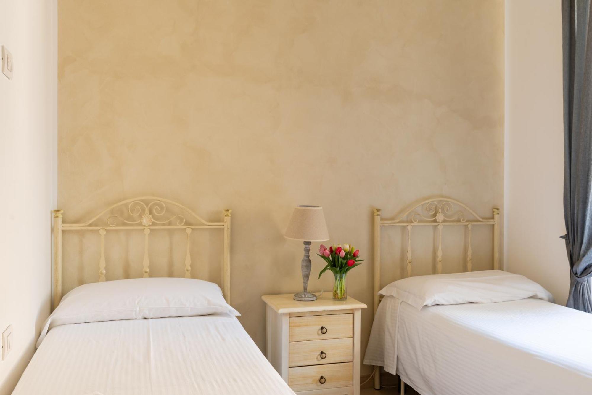 Bed and Breakfast Palazzo De Luca By Apulia Hospitality Fasano Exterior foto