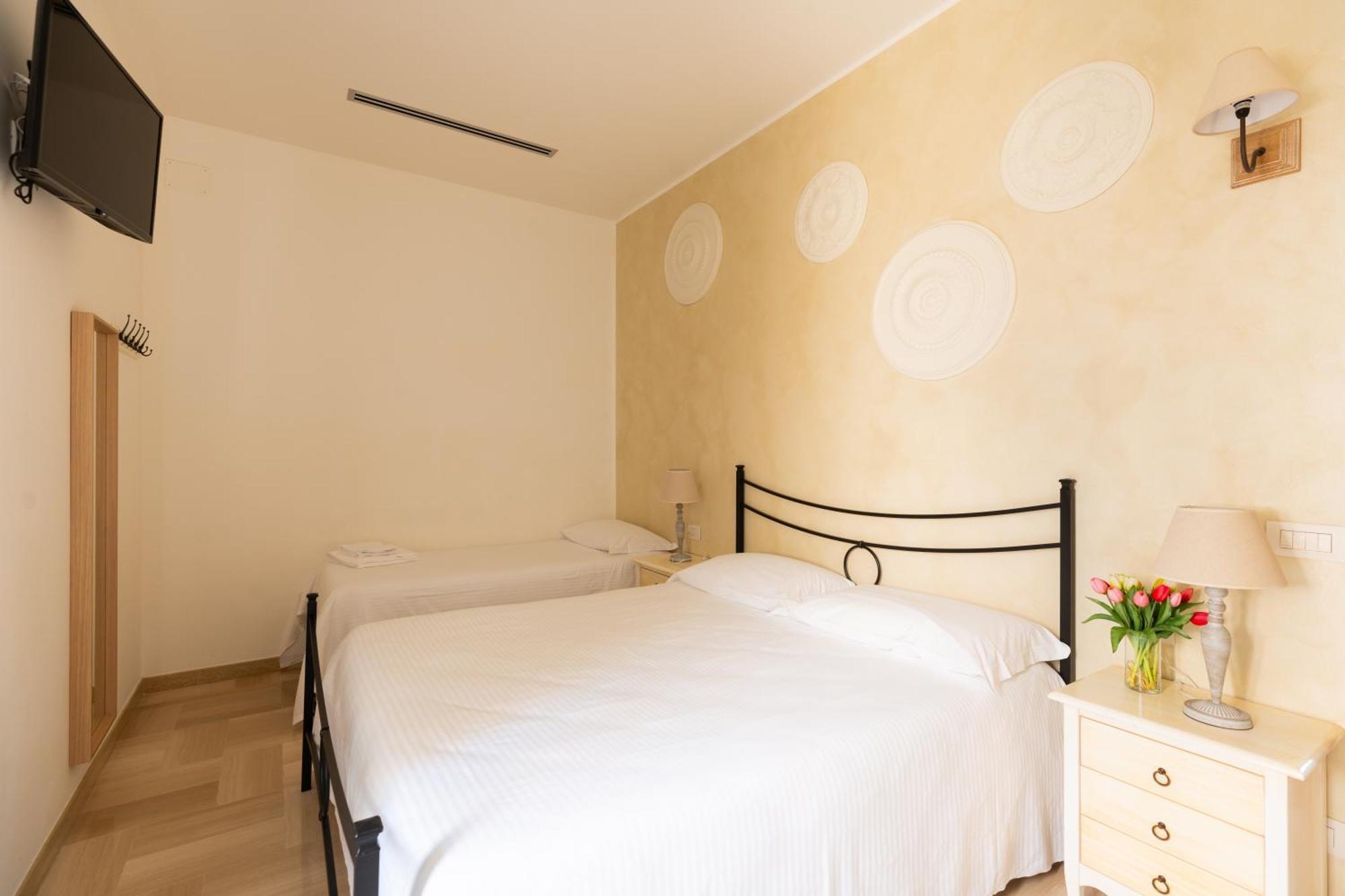 Bed and Breakfast Palazzo De Luca By Apulia Hospitality Fasano Exterior foto